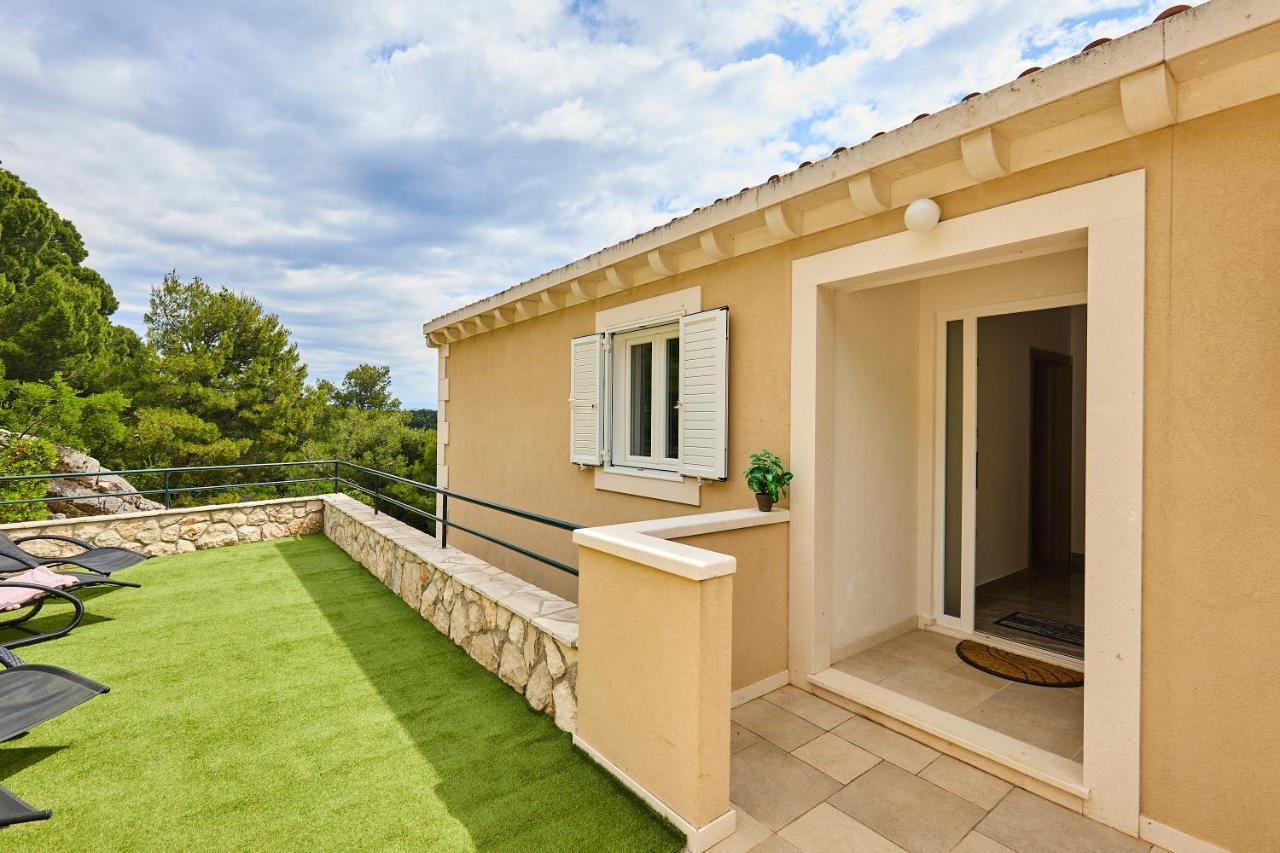 Apartments More Luxury Sobra Екстер'єр фото